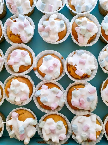Rhabarber Muffins mit Mandelmilch