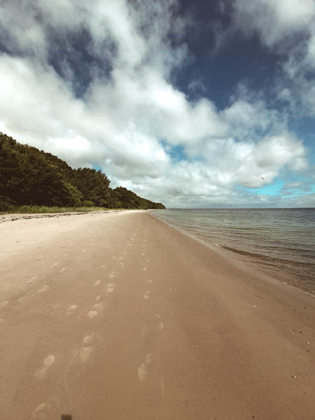 einsamer strand in fløjstrup