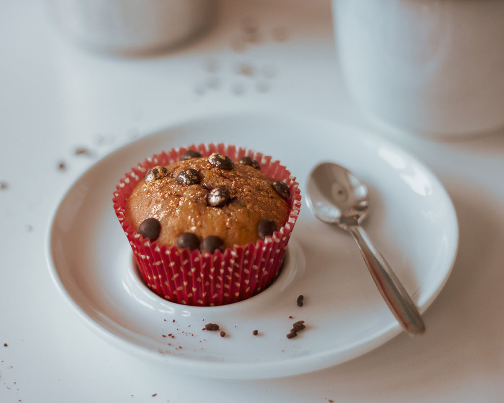 Muffins mit frischen Aroniabeeren 2 Muffins aus frischen Aroniabeeren