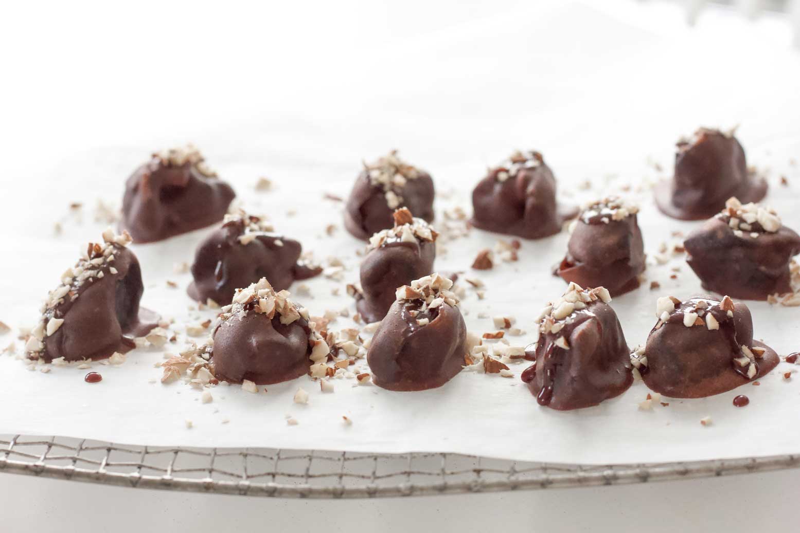 Schoko Datteln mit Mandeln